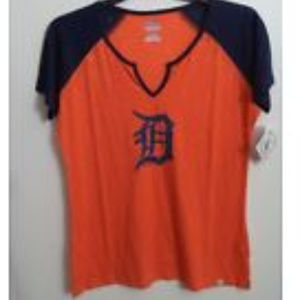 Detroit Tigers Majestic T-shirt Size XL NWT